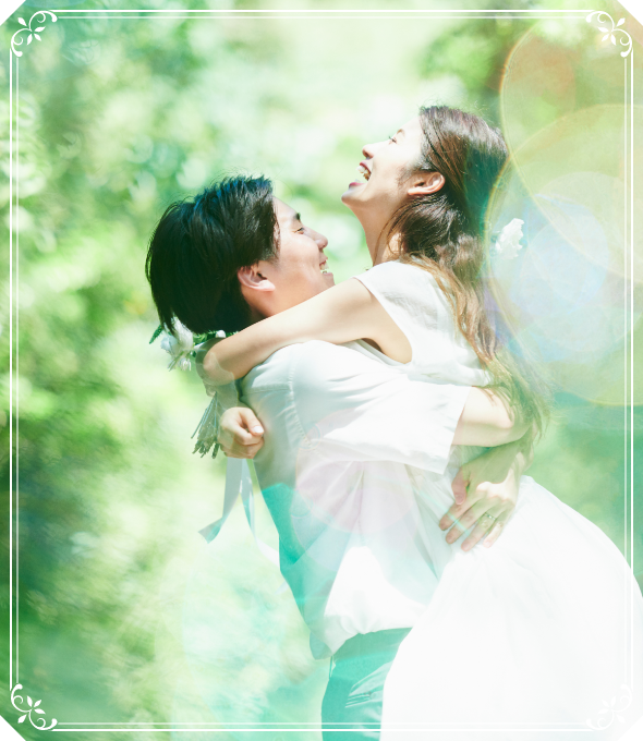 自分軸を身につけて幸せに生きる女性の写真